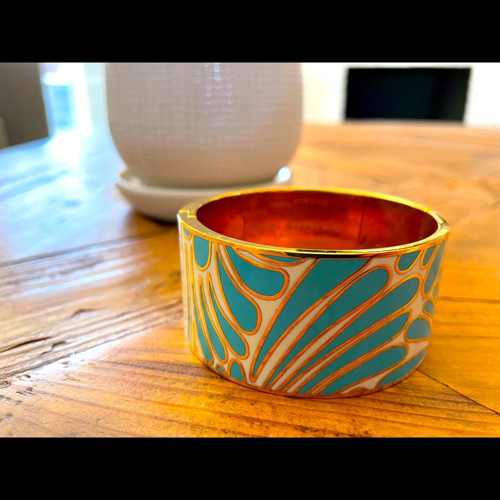Kate Spade 2” gold bangle